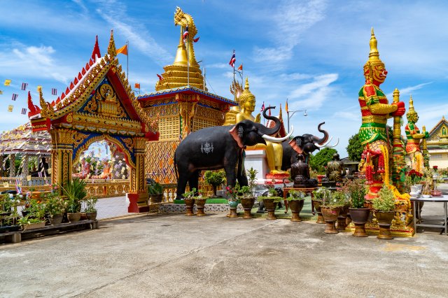 Wat Khao Din